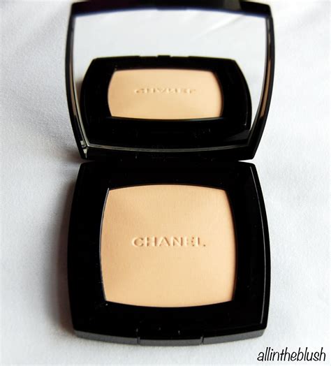 chanel poudre universelle libre compact|Chanel poudre universelle compacte.